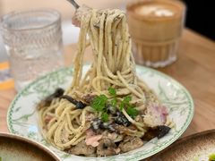 -Dough&Joe团憩(瑞虹天地月亮湾店)