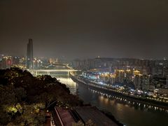 -鹅岭公园瞰胜楼