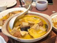 三鲜砂锅汤-东方明珠老上海8号餐厅(东方明珠广播电视塔店)