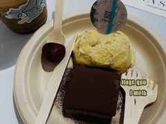 -HUGS coffee(东区店)