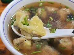 -老谢野馄饨(延安路店)