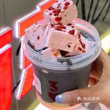 见世面了！新街口这家酸奶真的很会拉丝哎！