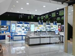 -现代眼镜批发城(威海路店)