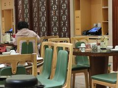 -广州中心皇冠假日酒店·百粤楼