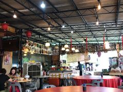 -大树下海鲜饭店