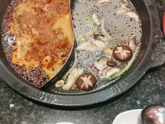 -井格重庆火锅(临平银泰城店)