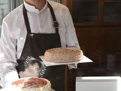 -VERIE BAKEHOUSE