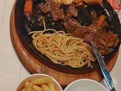 -豪享来牛排(人民店)