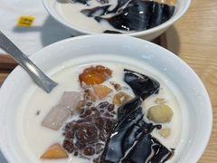 -满记甜品(优客百盛店)
