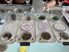 -UNI UNI(环亚凯瑟琳店)