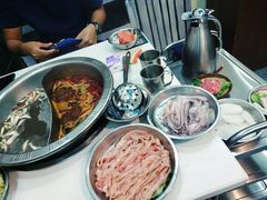 -憨铁匠老火锅(龙岗万科里店)