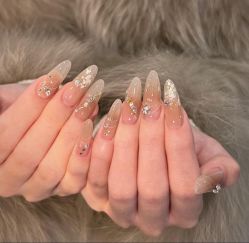 -M·X Nail日式美甲美睫