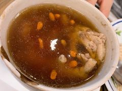炖鸡爪-红大哥水门鸡饭(總店)