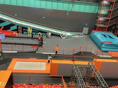 -极限PLAY运动娱乐新世界·团建派对表演休闲馆·室内高空游乐园