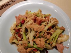 -荷花亭·湖北融合菜(中商广场店)