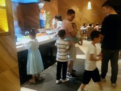 -元素自助餐厅·生蚝·海鲜·刺身(萝岗汇华希尔顿逸林酒店)