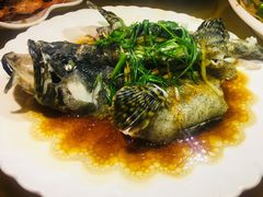 -覃记海鲜美食餐厅