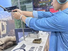 -都市枪神实弹射击俱乐部