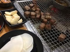 -肉甲韩国木炭烤肉(新壹街1店)