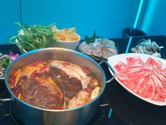 -唯爱KTV聚会餐厅(仙林东城汇店)