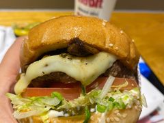 -The Habit Burger Grill 哈比特汉堡(爱琴海店)