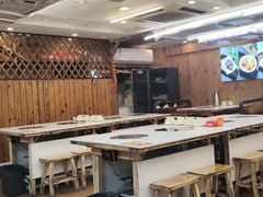 -老东镇啤酒屋海鲜加工·蒸汽海鲜·海鲜烧烤(台东店)