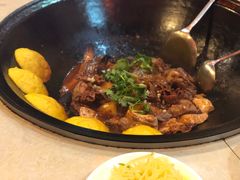 -王老六铁锅炖鱼(圣亚海洋店)