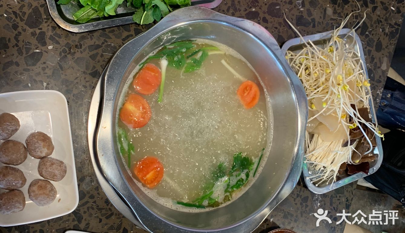 冬日的快乐是干饭~[调皮]