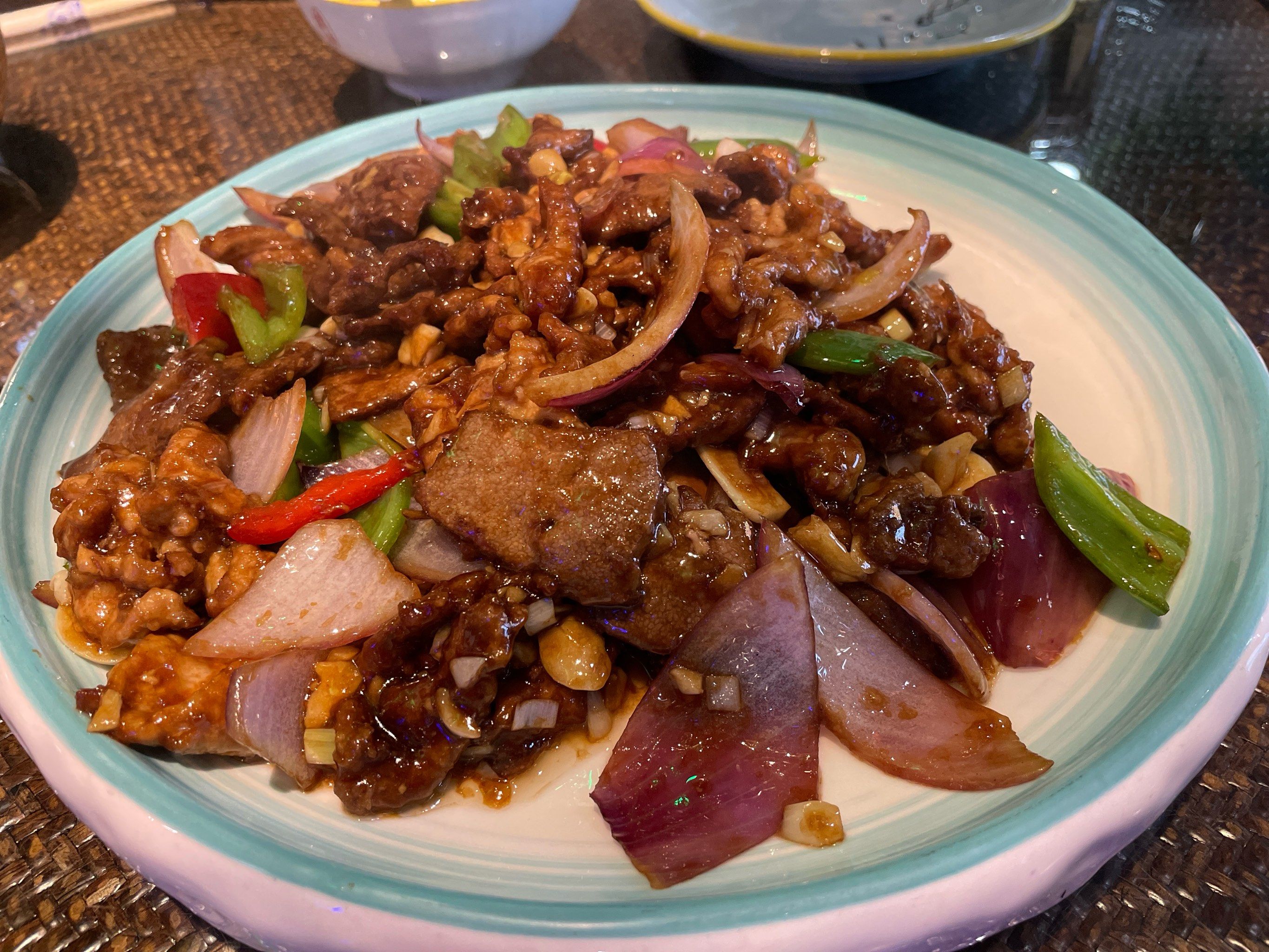 来天津旅游,第一次吃正宗的天津菜,老爆三味道特别好,很地道,强烈推荐