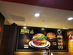 -麦当劳(龙之梦购物中心店)