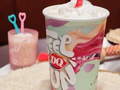 -DQ·蛋糕·冰淇淋(大宁国际商业广场店)
