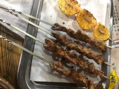 -陇上全荟兰州传统牛肉面(延吉路店)