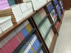 -新华书店(民主西路店)