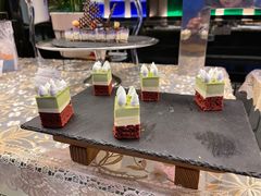 -唐拉雅秀酒店-西锦汇空中BBQ·思创餐厅