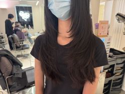 -SALON DE VANHADA