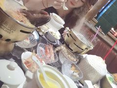 -半岛翡丽海鲜自助餐厅(观风亭店)