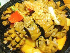 石锅手打牛肉丸-潮堂 · 潮州菜(国贸商城店)