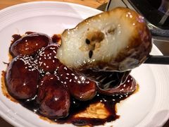 -帅巴人舅母子腊蹄民俗村