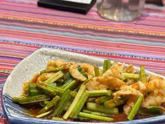 -香巴拉云南餐厅(华莱坞店)