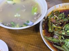 -杨三娘跷脚牛肉(羊子山西路店)