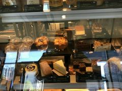 面包甜点陈列柜-星巴克(南京同曦万尚城店)