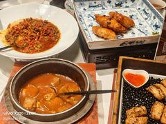 -千百味红餐厅·非遗江西菜(绿地双子塔总店)
