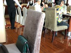 -荣誉国际酒店-云顶旋转餐厅