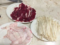 吊龙-粤潮牛肉火锅店(江南大道店)