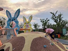 -季高兔窝窝亲子园(上海薰衣草公园店)