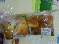 -华荣西饼屋(金禧店)