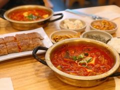 猪颈肉泡菜汤-金北顺大锅家(신사본점)