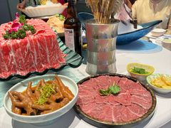 -泓炙颐凤鲜海鲜火锅料理(桐乡店)