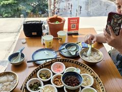 -包整·丝娃娃(一览甲秀楼风景店)