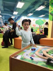 -莫莉幻想儿童乐园(武汉保利广场店)